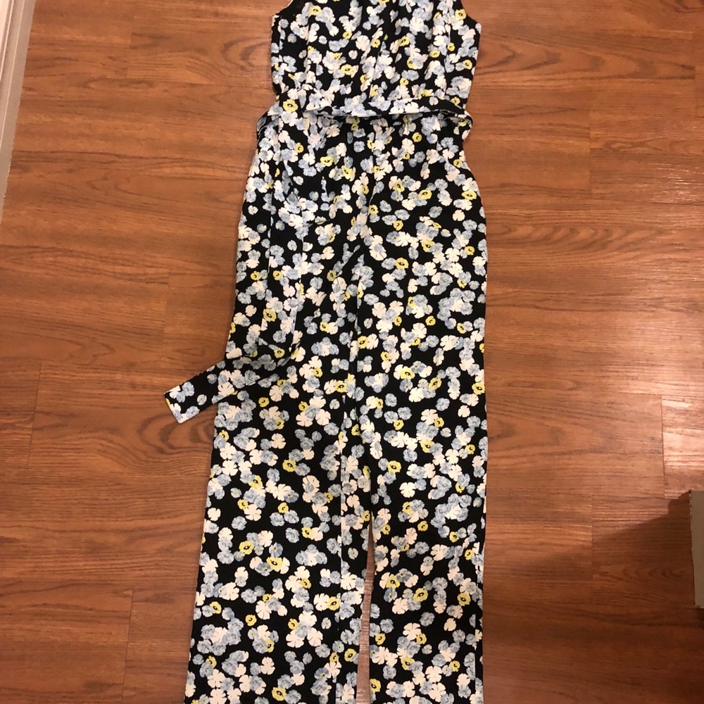 ANN TAYLOR POPPY HALTER JUMPSUIT 00P